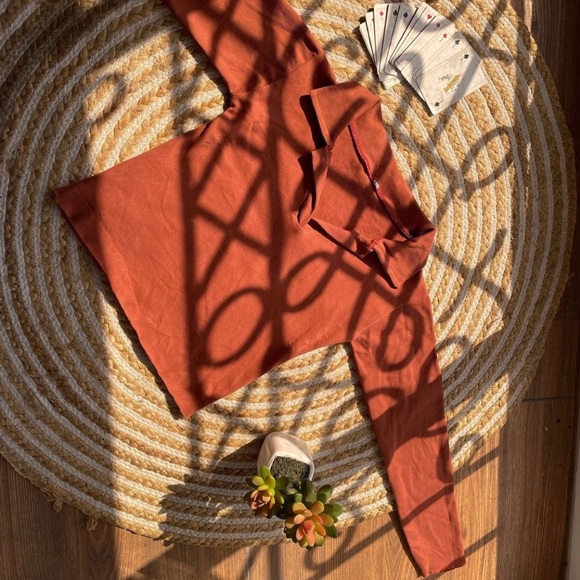 Bought it for myself but doesn’t fit me! - Picture 3 of 3